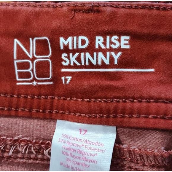 Women's No Boundaries Size 17 Skinny Jeans - Picture 2 of 10